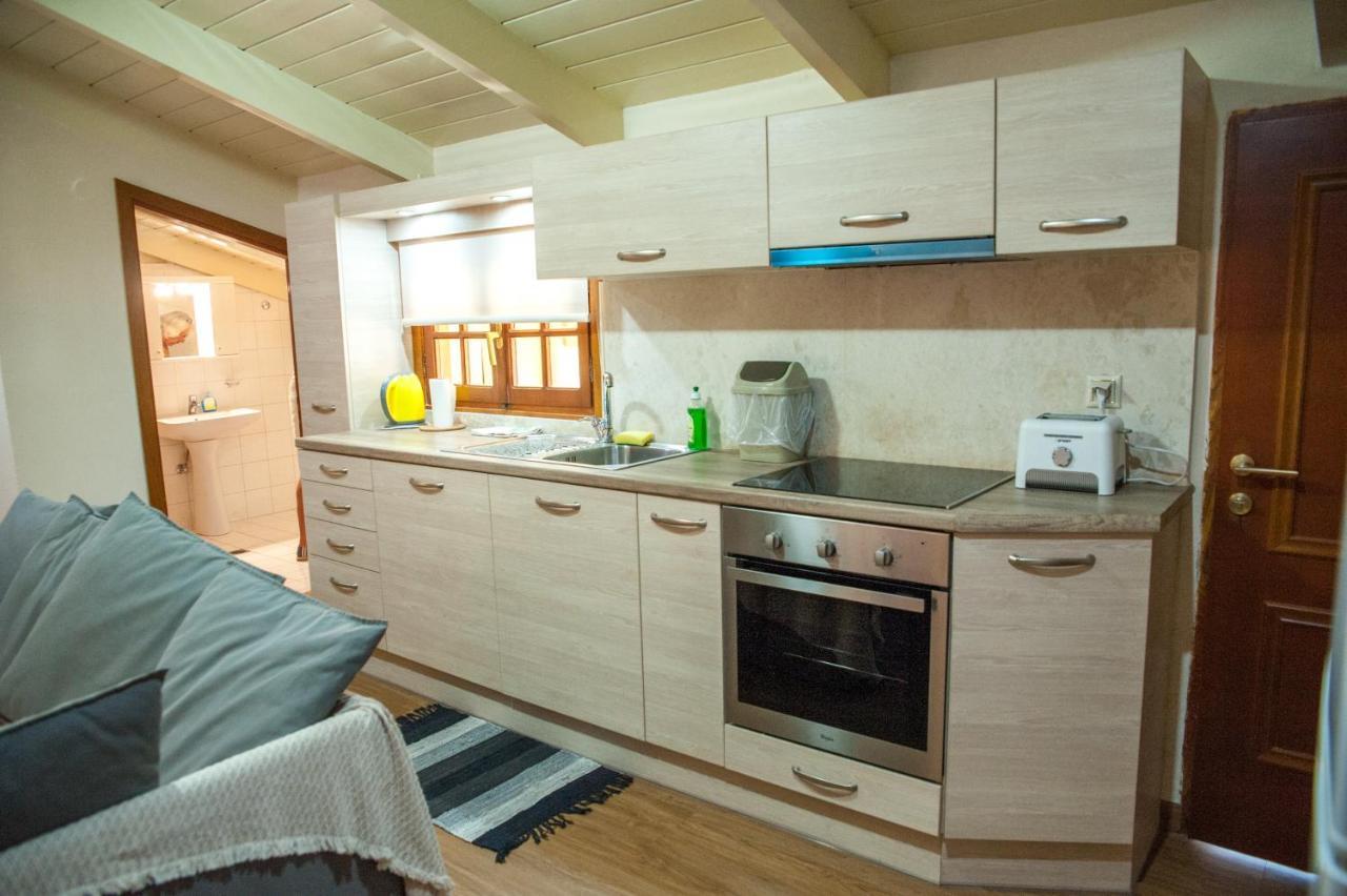 Monteduca Apartments Argostoli  Ngoại thất bức ảnh